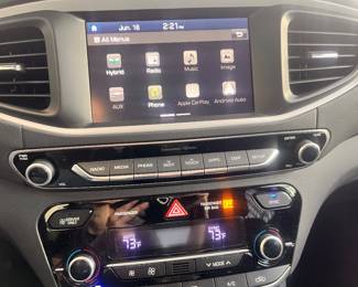 Hyundai Ioniq Hybrid SEL