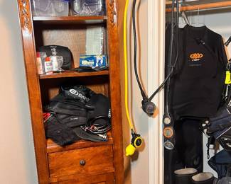 Scuba gear