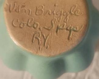 Van wriggle pottery 