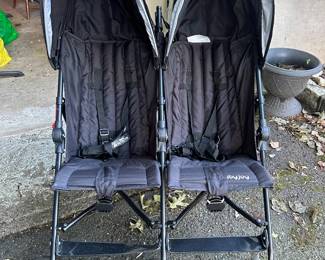 Side by side stroller