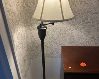 Tall standing Lamp