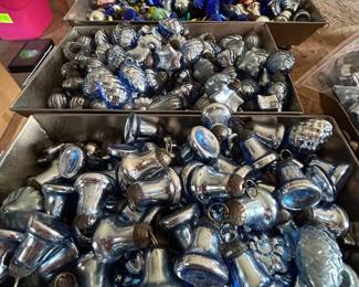 Mini ornaments. Cheap!