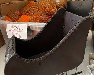 Metal sled for holiday display-discount table