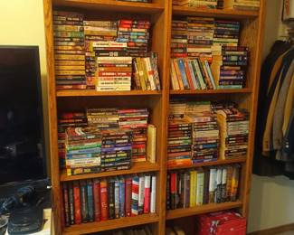 Science fiction and fantasy vintage paperbacks