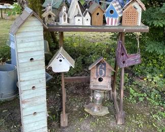 Lot Of Birdhouses Hanging  Tabletop