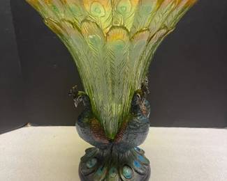 Resin Fluted Bowl With Peacocks