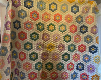 Lot 111: Flower Quilt 
