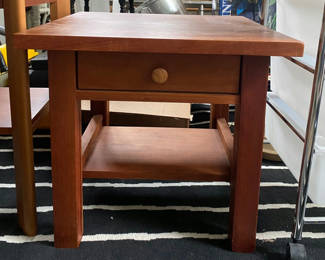 Lot 37: Vermont Furniture Designs Side Table 