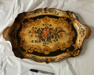 Lot 30: Vintage Hand Painted Floral Japanese Tray