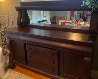 Lot 99: 1800's Mahogany Buffet Table 