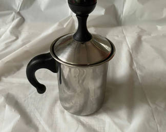 Lot 29: Frabosk Milk Frother