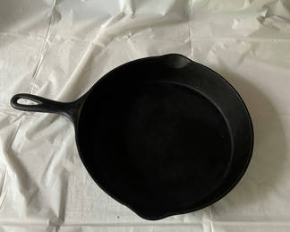 Lot 34: Cast Iron Pan