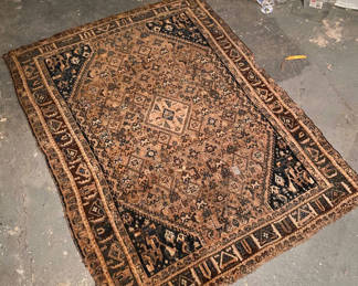 Lot 95: Antique Rug 
