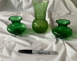 Lot 14: Green Vase Lot 