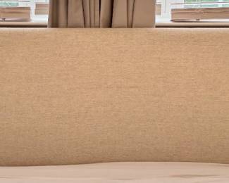 headboard detail