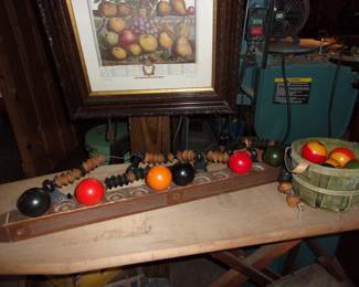 Early Pool Balls w/Score Keeping Item