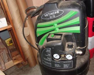 HITACHI Air Compressor