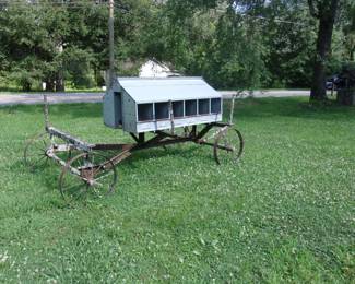 6 Hole Chicken Nesting Rack, Metal Wagon Frame