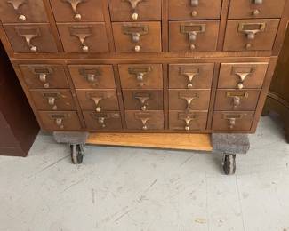 Library card catalogue 