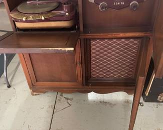 Vintage Zenith record player