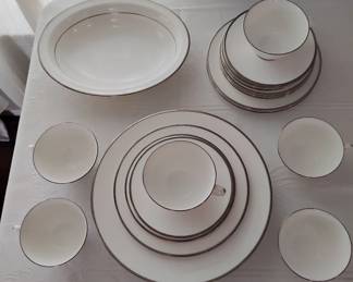 Royal Doulton Signet Pattern