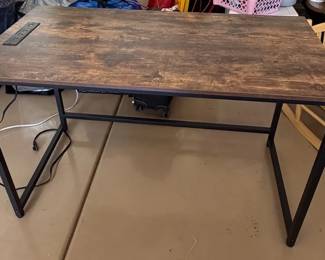 Desk W Outlets