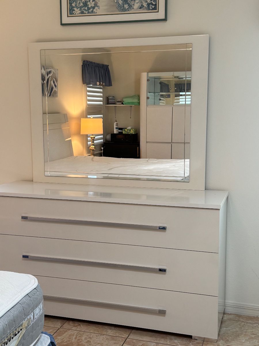 Luxury Contemporary Bedroom Collection with Dresser, Mirror & Nightstands
