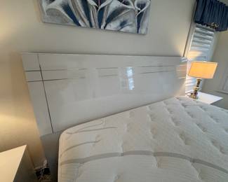 Contemporary High-Gloss White Bedroom Collection