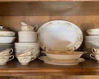 complete set of Japanese porcelain china (from around WW II Era)