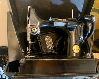Singer 221 Featherweight portable sewing machine from Oct 1947--barely used with many attachements
