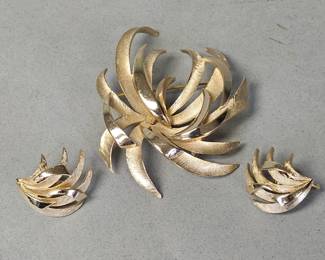 Crown Trifari