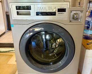 Crossover 20 commercial grade washing machine 