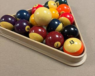 BALLS