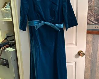 VINTAGE GOWN