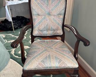 6 DINING CHAIRS 2 ARM 4 SIDES. BUY IT NOW