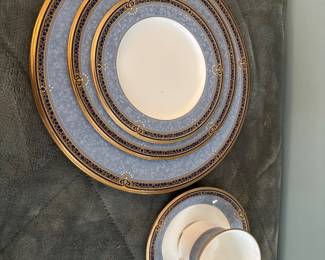 NORITAKE ICON CHINA SET OF 12