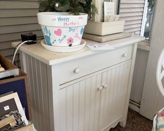 WHITE CABINET