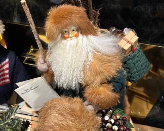 LYNN HANEY SANTA