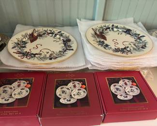LENOX WINTER GREETINGS DINNERWARE