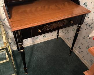 ETHAN ALLEN DESK