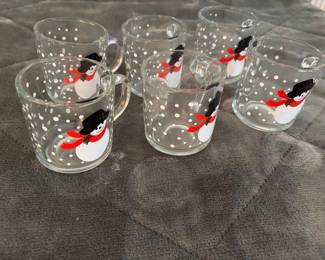 SNOWMEN MUGS 13 IN TOTAL