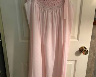 NIGHTGOWN