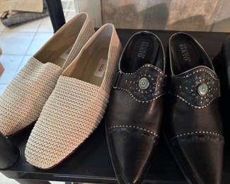 SHOES