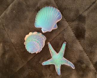 SET OF 3 PAPERWEIGHTS