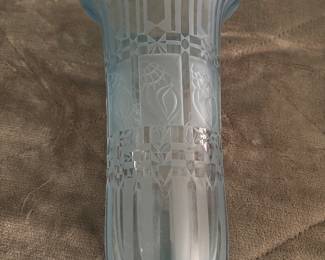 GARY GENETTI ARTISAN ART GLASS VASE ETCHED DESIGN