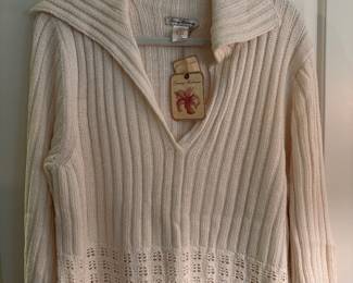 SWEATER