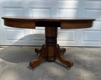 $50 Antique Oak Pedestal table w/ base repair
