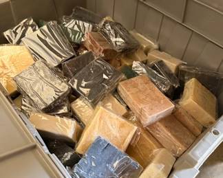 1000+ HANDMADE LOCAL NC SOAPS 3.5 oz Bars $2 each