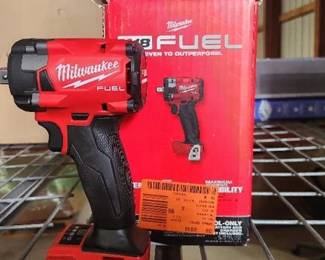 Milwaukee m18 fuel compact driver