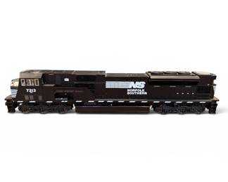 Kato EMD SD80 MAC Diesel Locomotive Norfolk Southern